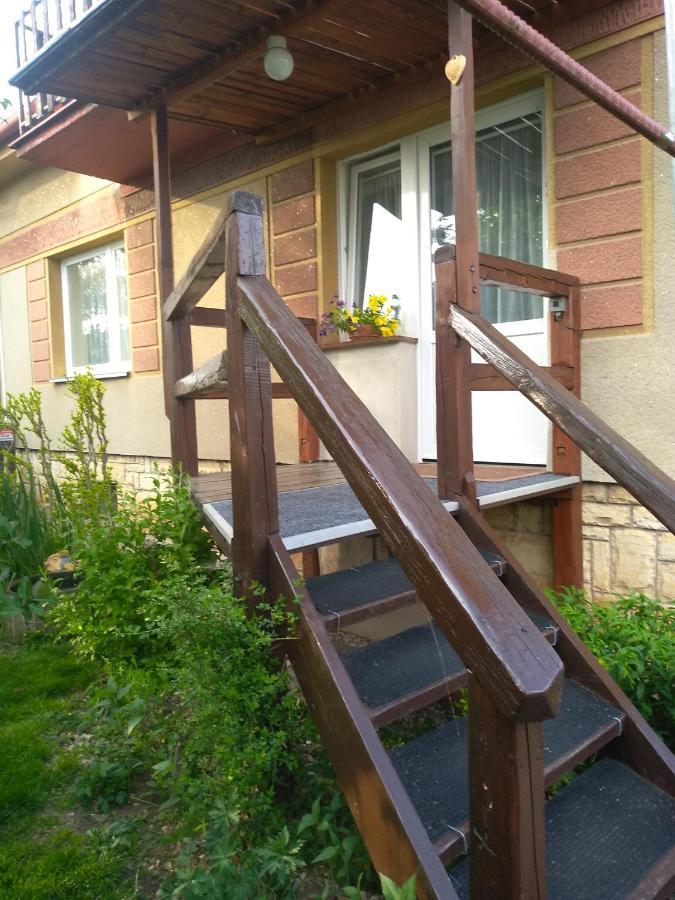 Hrncirna Knezeves (Prague-West) Exterior foto